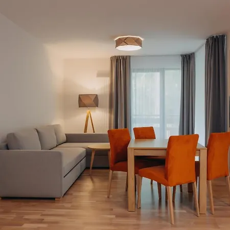 Apartahotel Platinum 4*