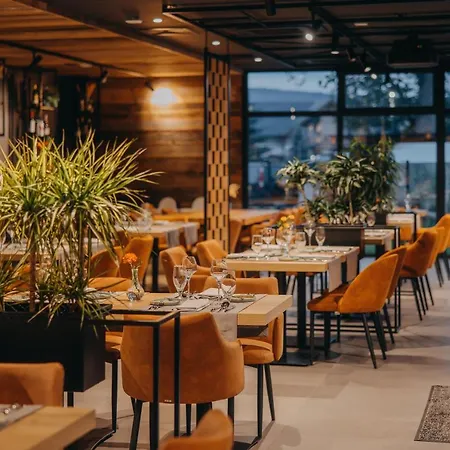 Platinum Apartahotel