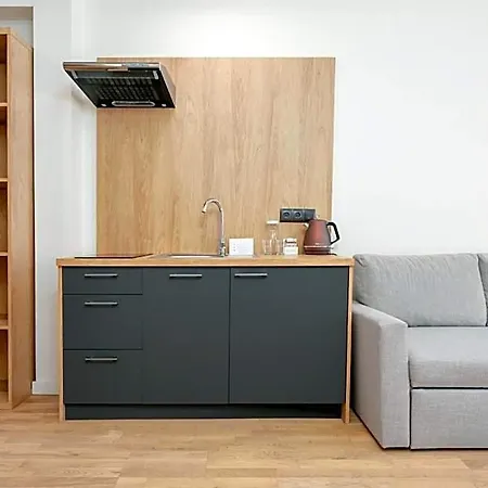 Platinum Aparthotel 4*