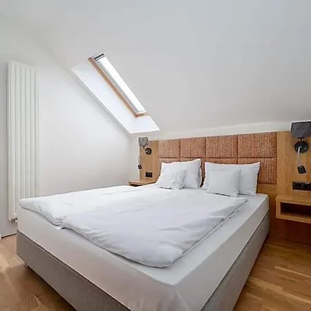 Aparthotel Platinum